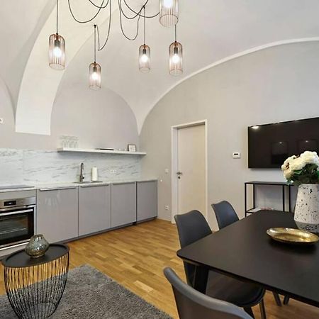 Vienne City Apartment Crown 6 Exterior photo